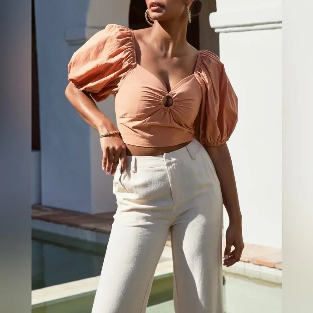 NWT Abercrombie & Fitch O-Ring Sweetheart Neck Puff Sleeve Crop Top Peach Sz Med